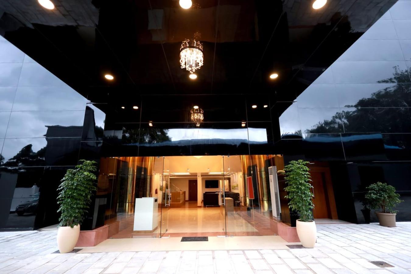 Pearl Residency Ξενοδοχείο Ayoor Εξωτερικό φωτογραφία